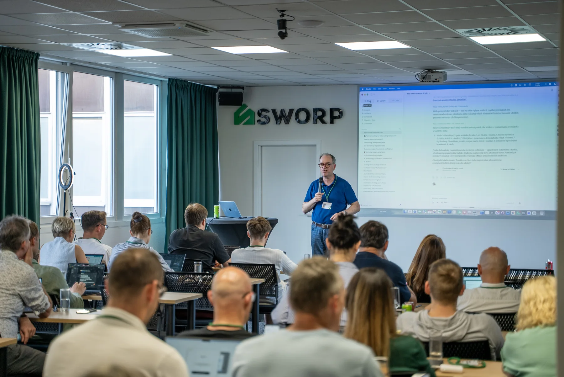 Přednáška Praktické využití AI pro byznys a reality ve SWORP Academy