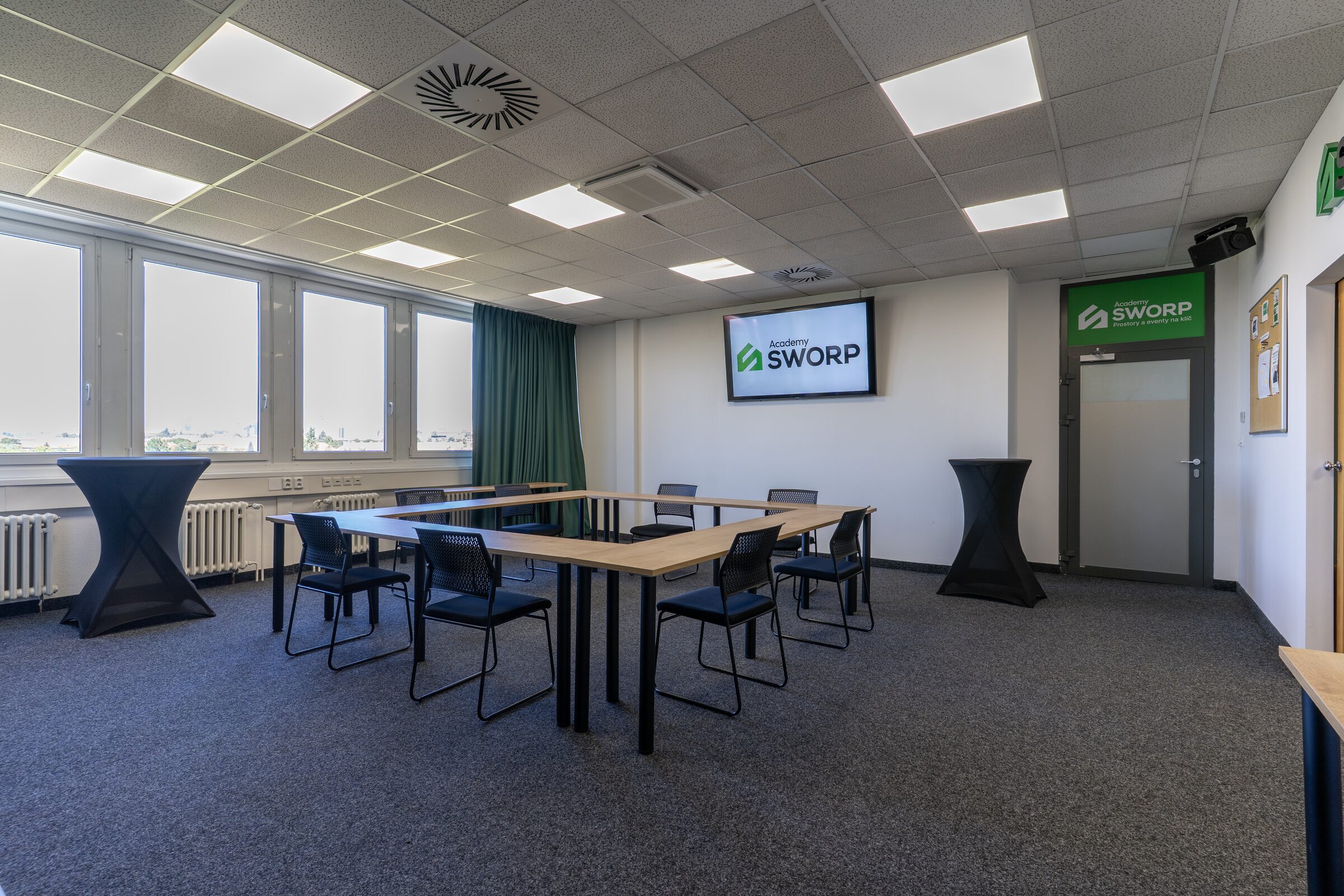Eventový prostor Lounge ve SWORP Academy.